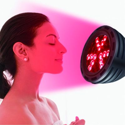Beli 24W Red Light Therapy Bulbs 660nm LED Light Therapy Untuk Kulit Gelap pembuatan online